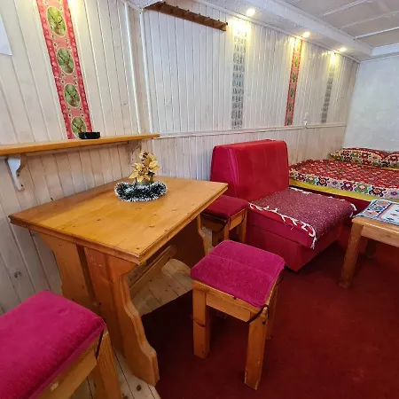 Rustika Apartament *