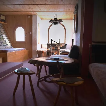 Rustika * ヤホリナ