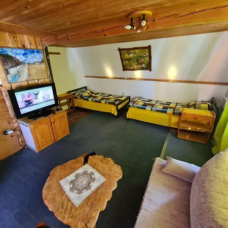 Rustika ヤホリナ