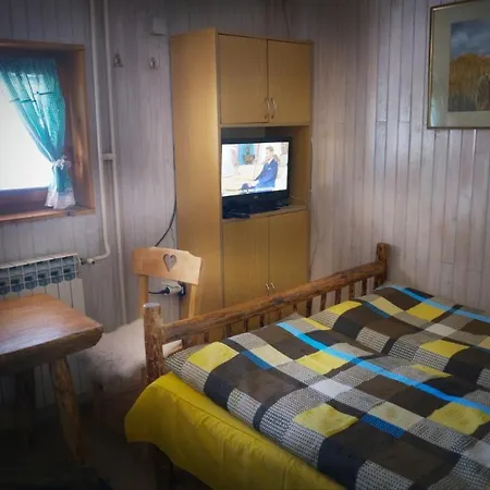 Rustika ヤホリナ