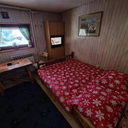 Rustika アパート