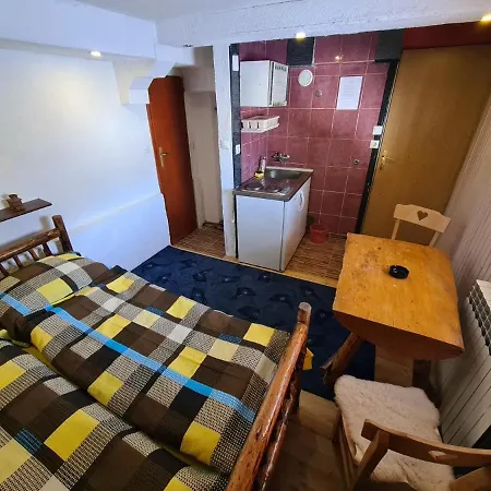 Rustika * ヤホリナ