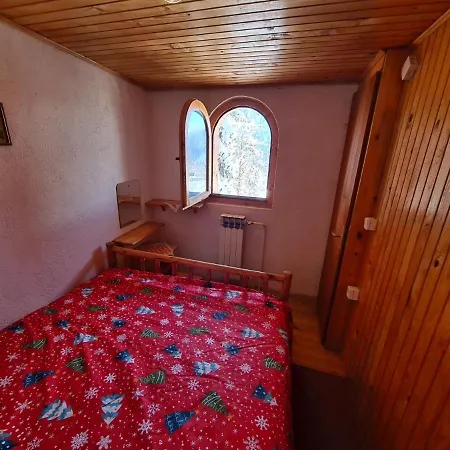 Rustika ヤホリナ